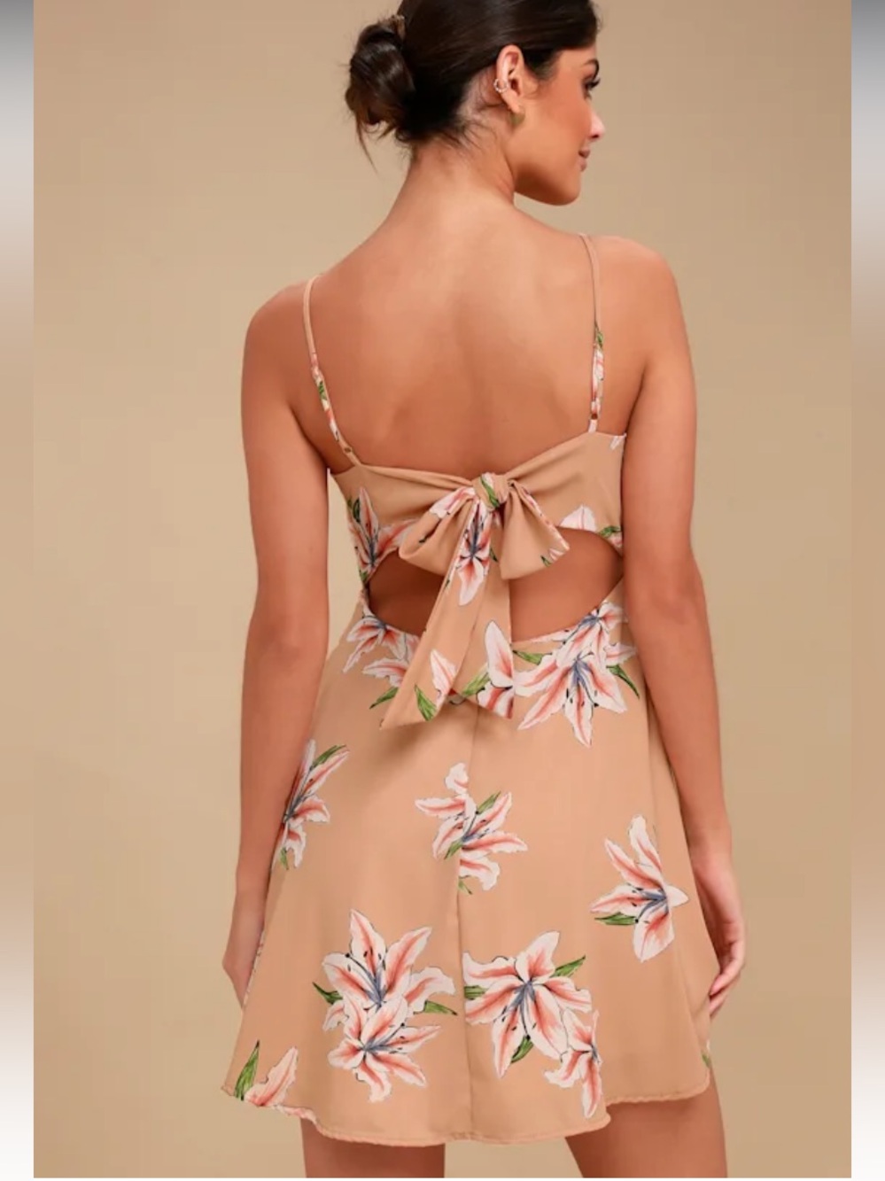 Lulu’s Tropical Nude Tie Back Mini-Dress Sexy Vacation Date Night Dress Medium